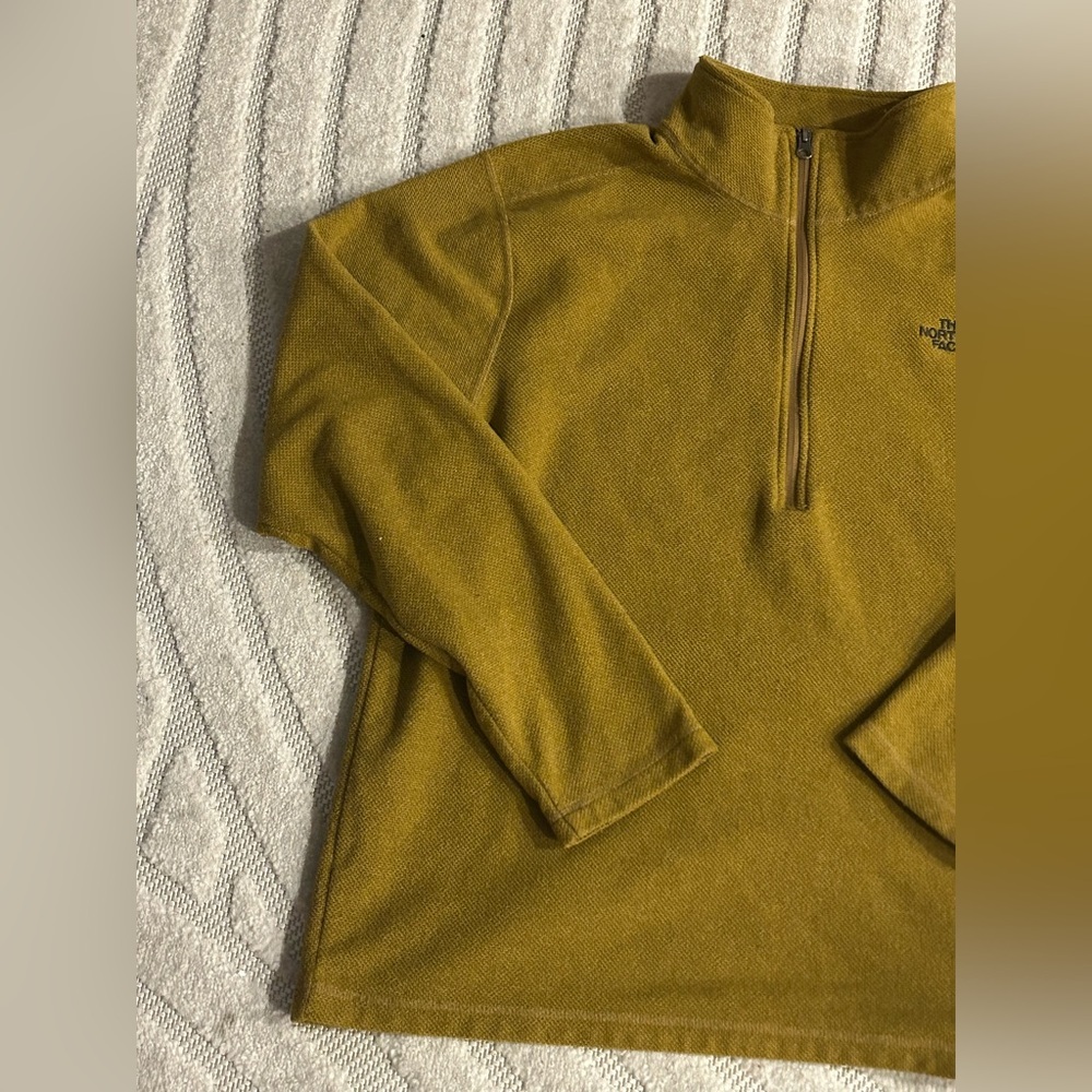 The North Face Men’s Fleece Pullover Gold/Khaki Quarter-Zip Jacket - XL - Picture 3 of 11